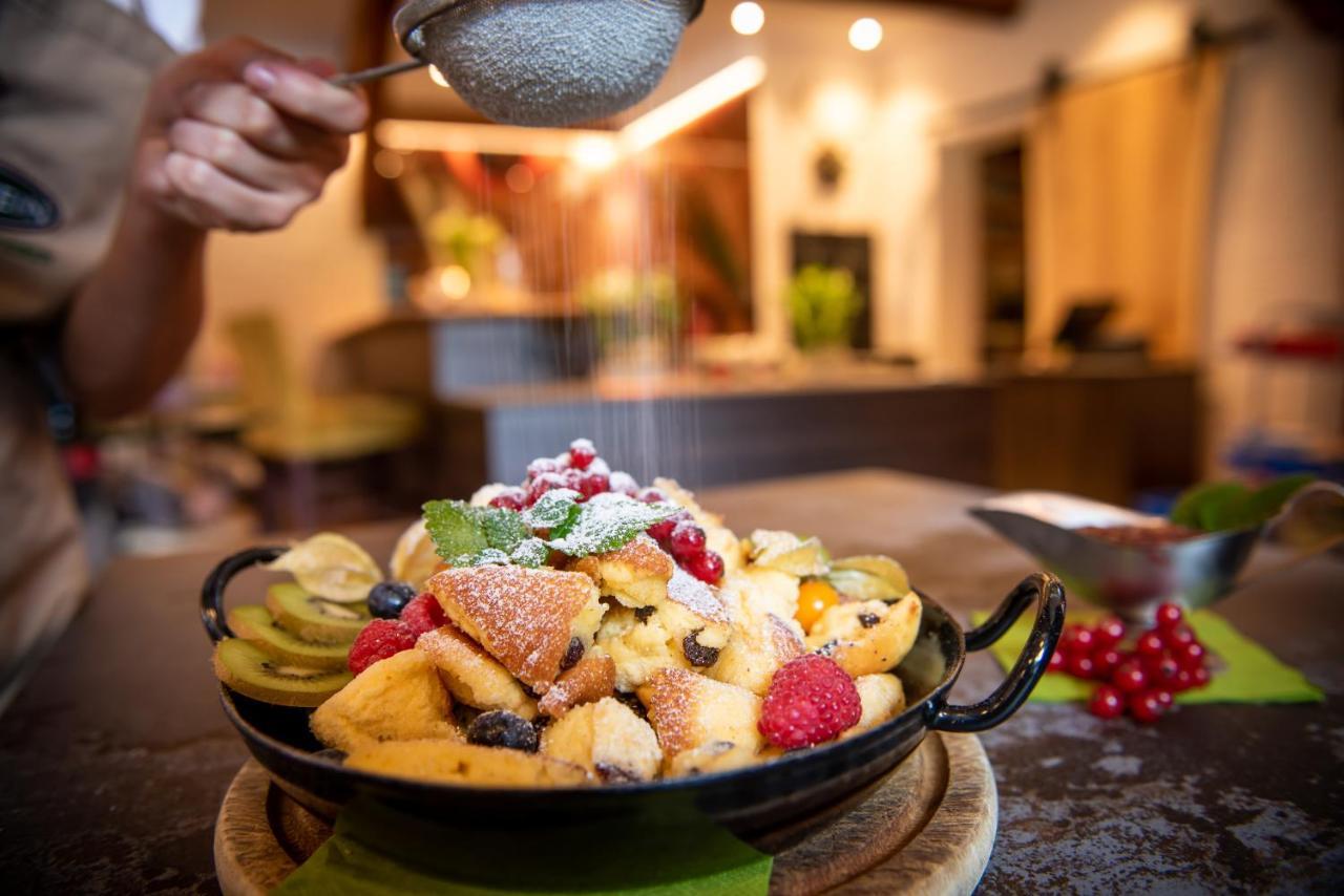 Hotel Buerglstein Sankt Wolfgang im Salzkammergut Ngoại thất bức ảnh